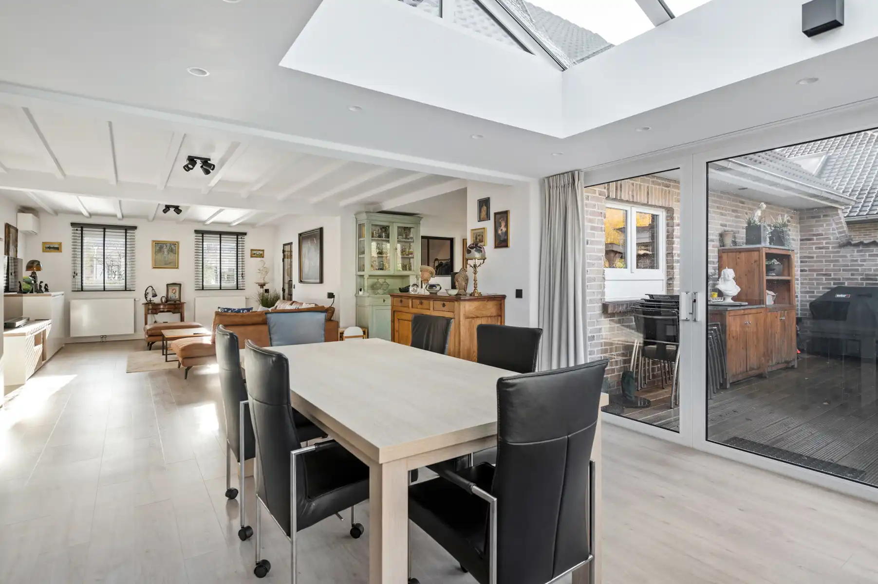 Instapklare woning gelegen in een doodlopende straat foto 6