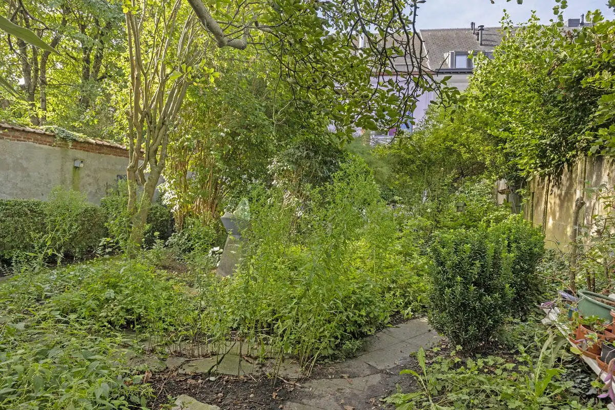 Charmant en ruim huis met 2 garageboxen in hartje Vilvoorde foto 10