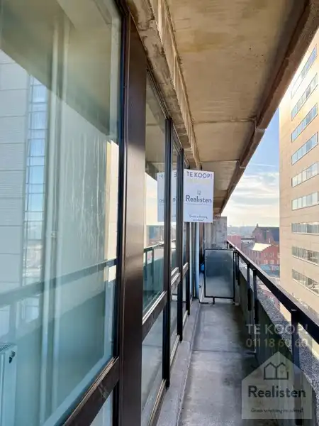 Totaal vernieuwd 2 slaapkamerappartement in hartje Hasselt foto 29