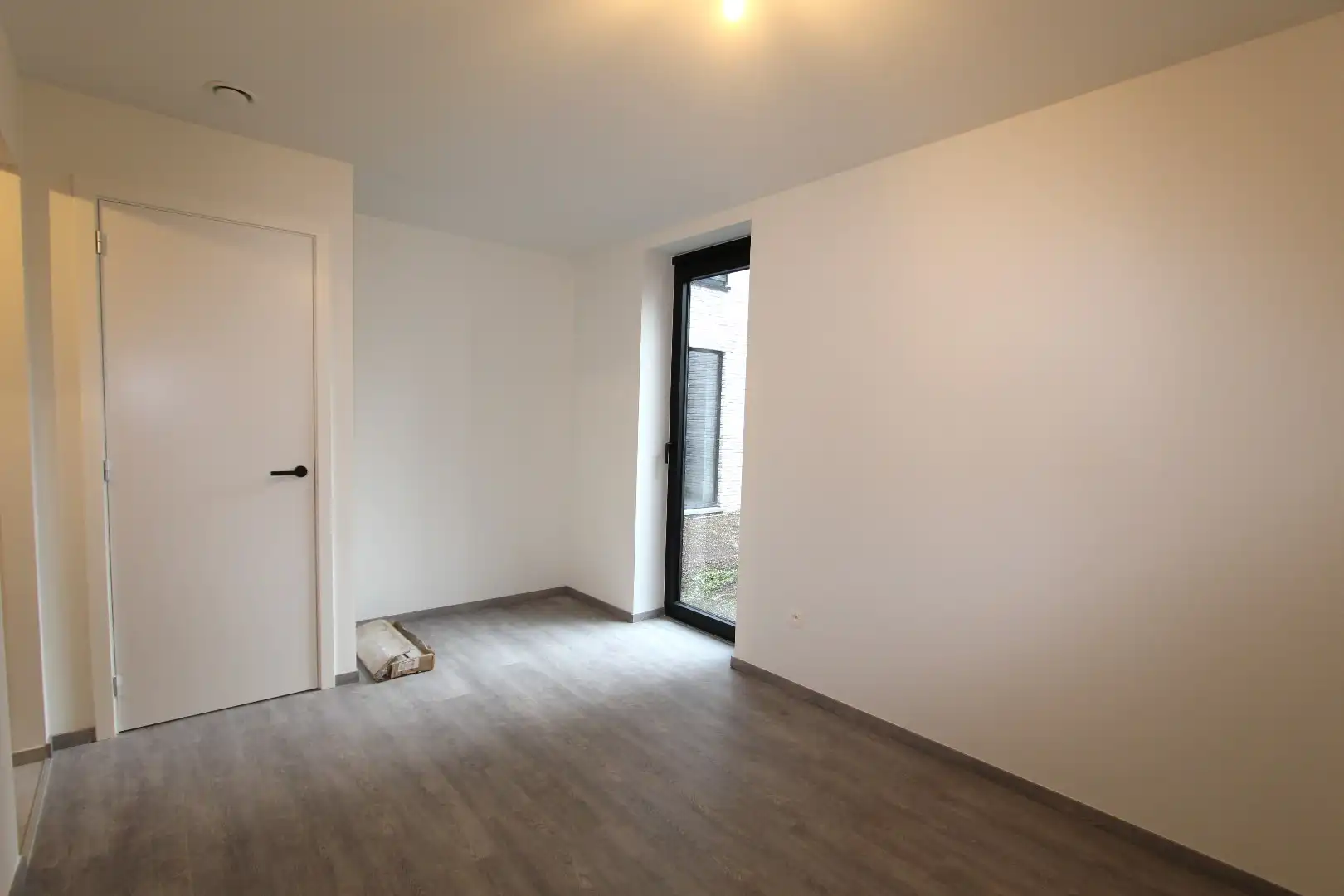 GELIJKVLOERS NIEUWBOUW APPARTEMENT MET TERRAS foto 6