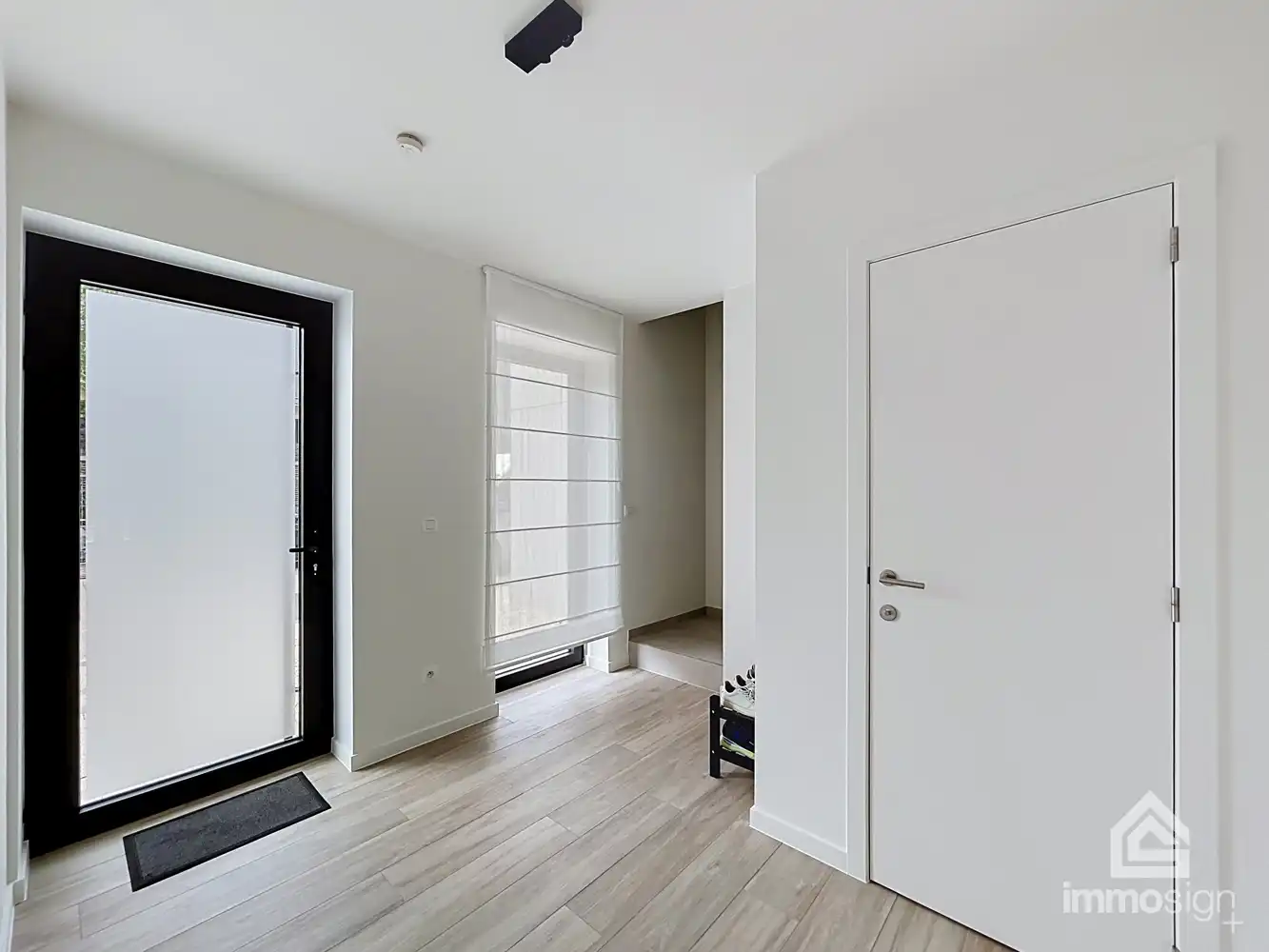 Lichtrijke woning met 3 volwaardige slaapkamers te Pelt! foto 18
