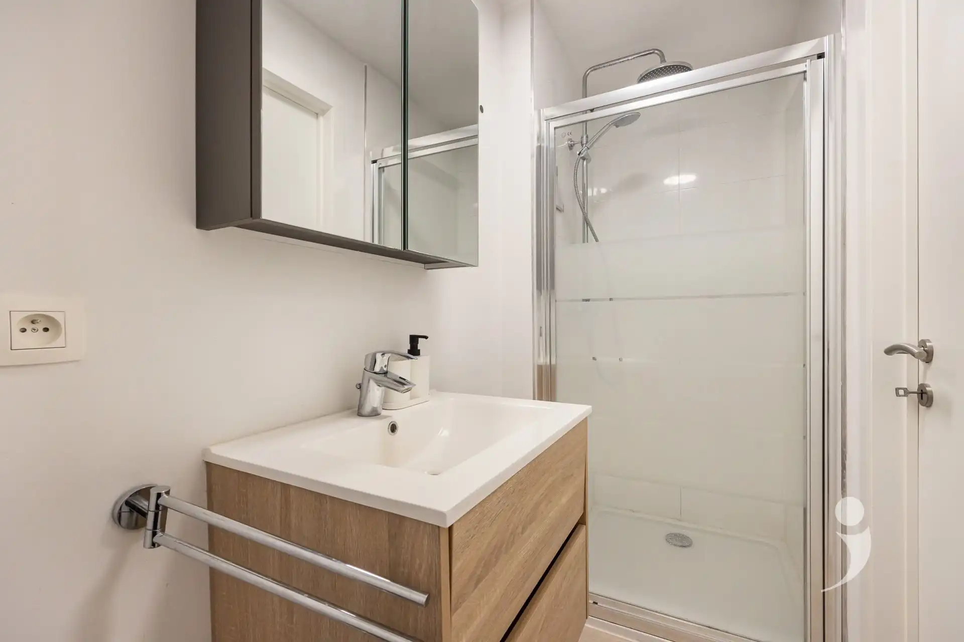 Instapklare studentenkamer in volledig gerenoveerd gebouw  foto 6