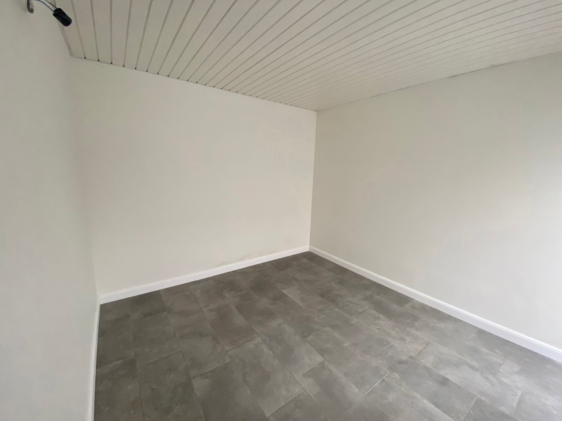Ruime instapklare HOB met 4 slpks, tuin en garage foto 14