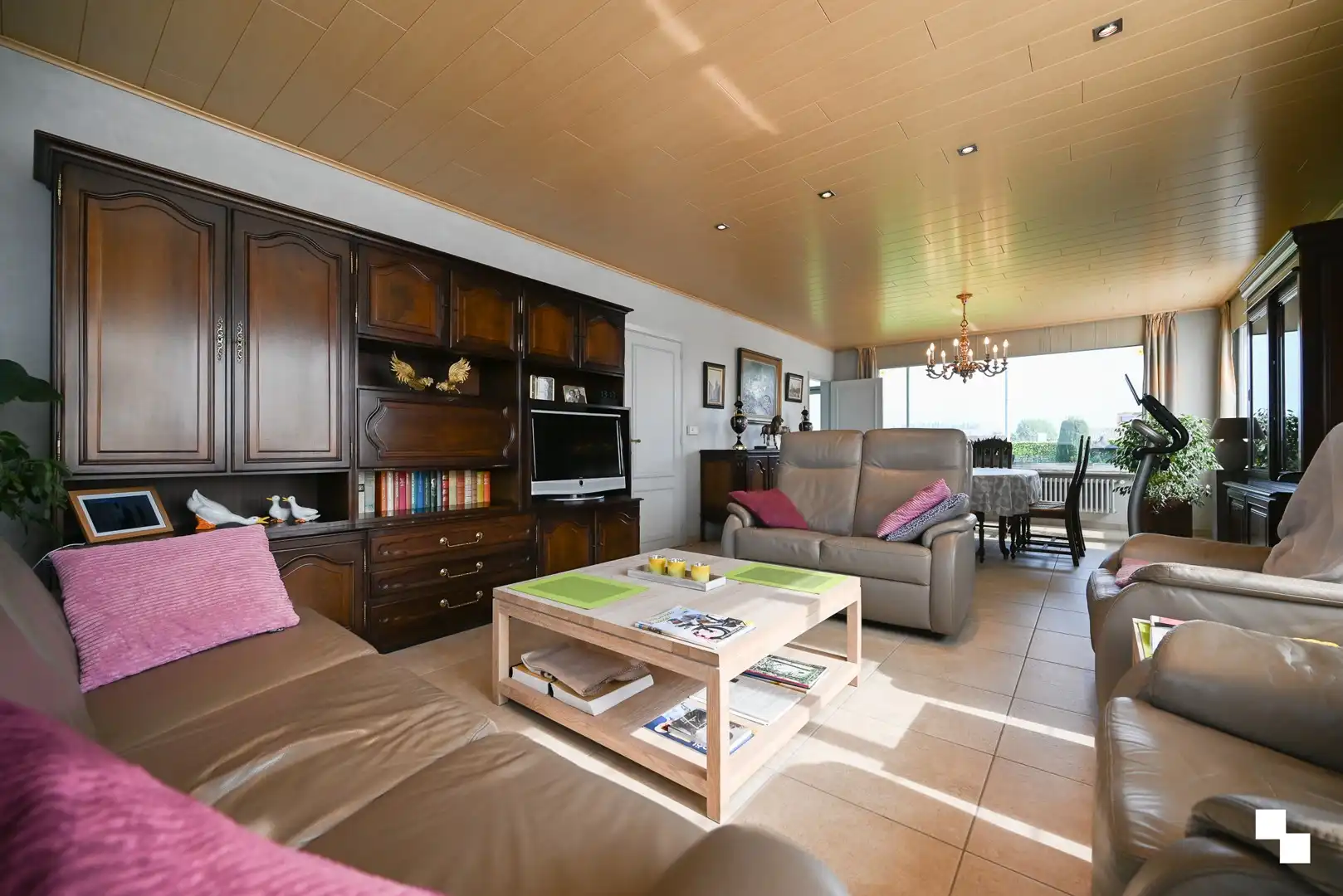 Vrijstaande woning met een heerlijk landelijke ligging te Ingelmunster foto 8