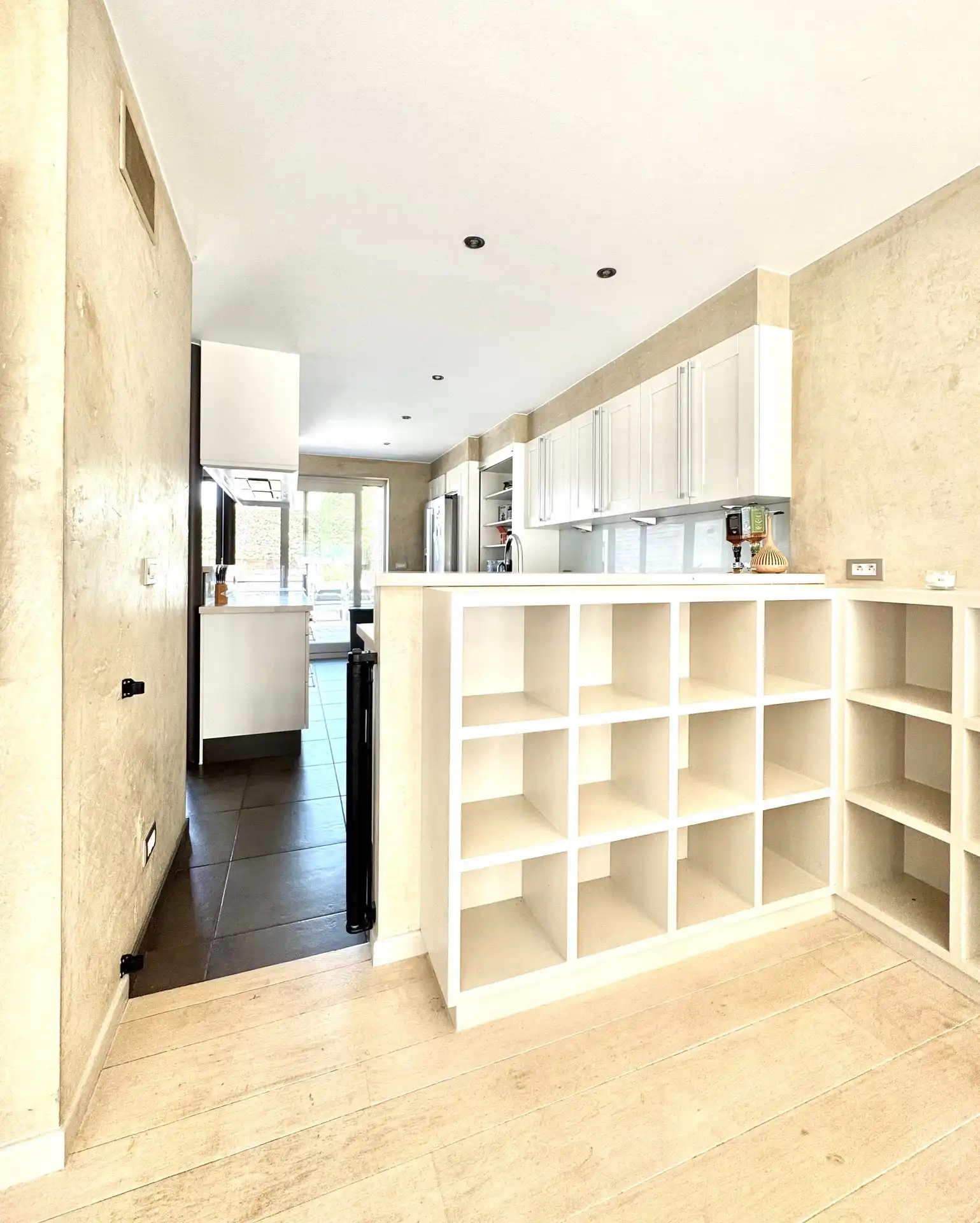 HALFOPEN WONING MET BIJGEBOUW|3 KAMERS|TUIN|440 M² foto 6