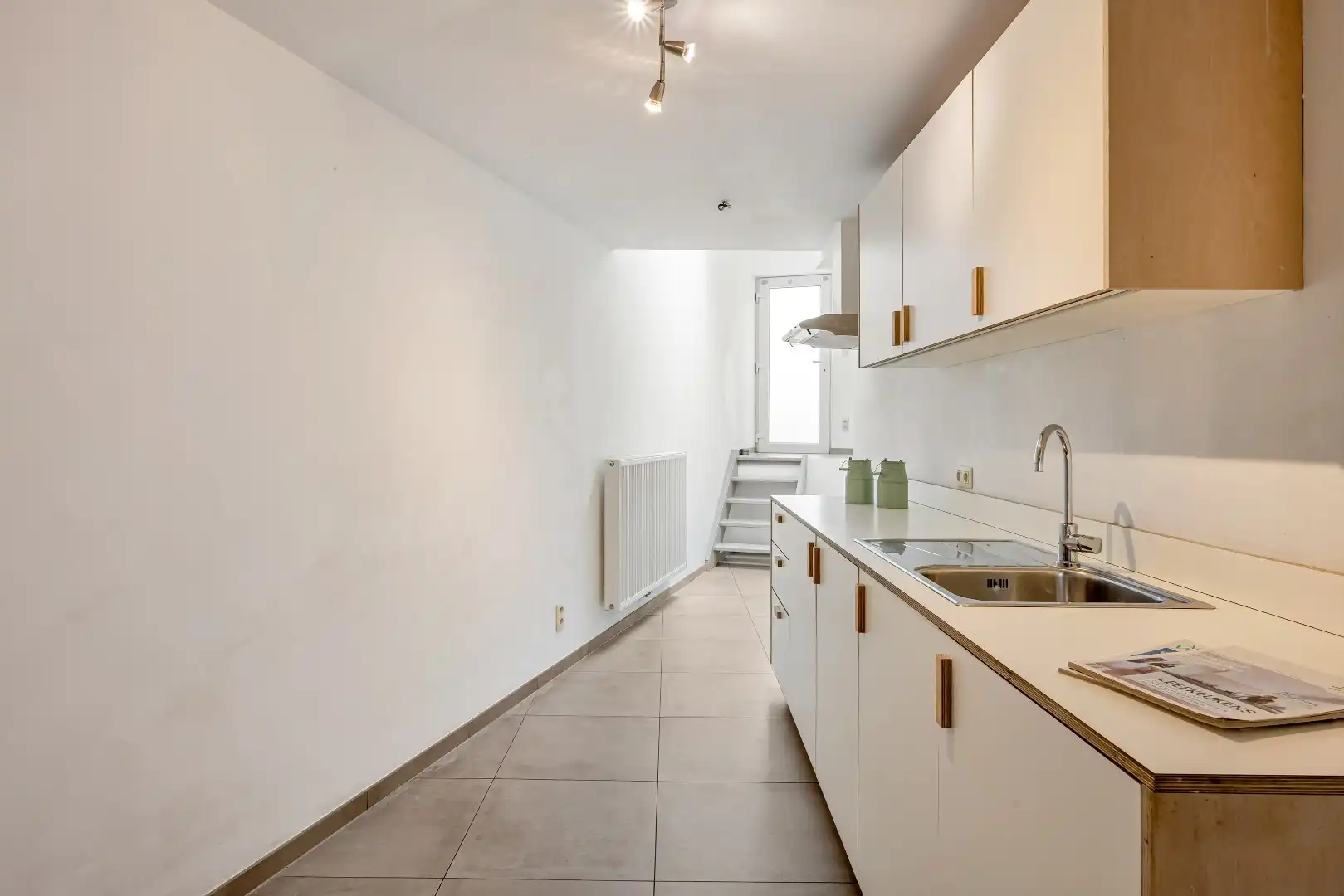 Instapklaar appartement met CENTRUMLIGGING ! foto 6