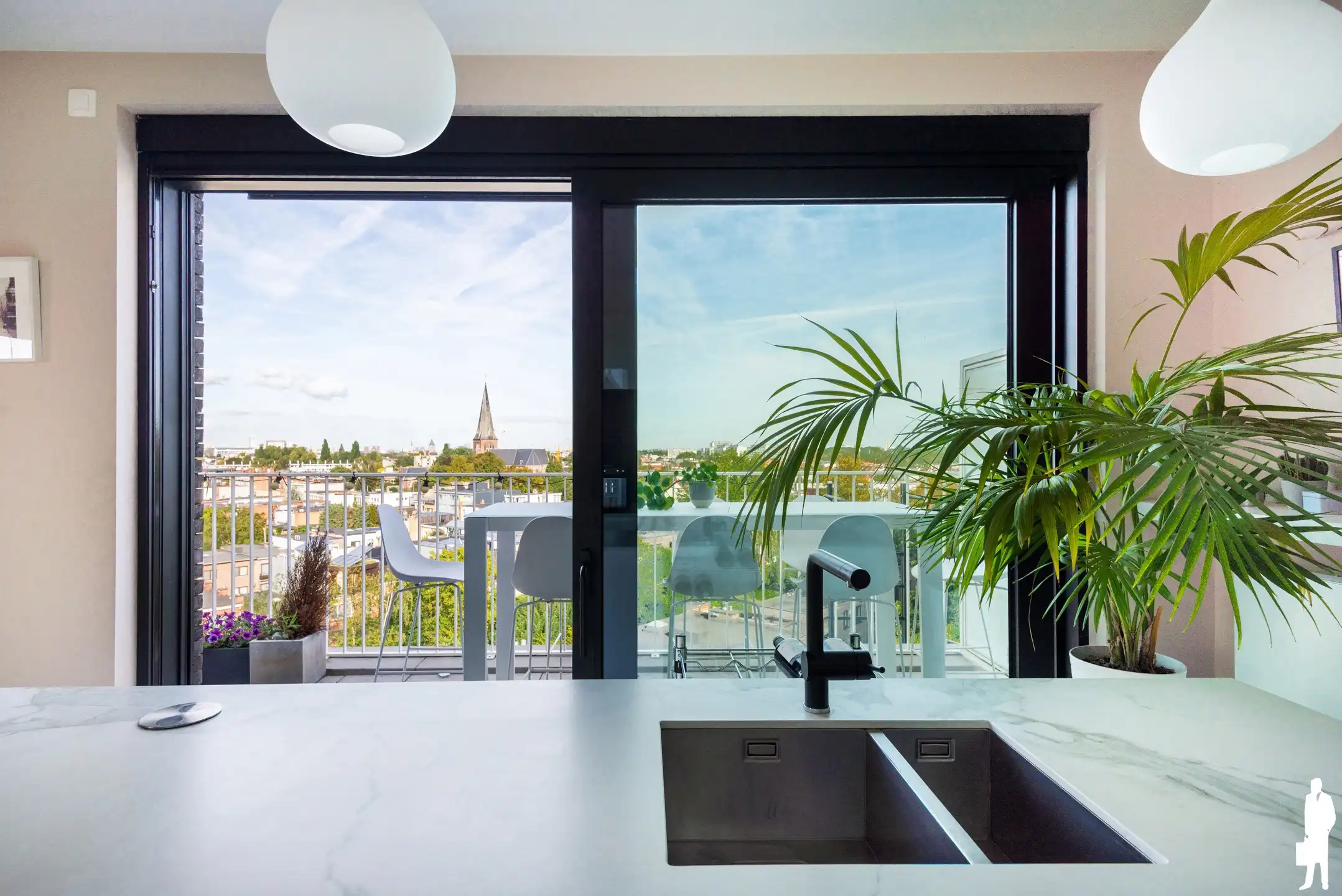 Ruime penthouse te Deurne-Zuid foto 10