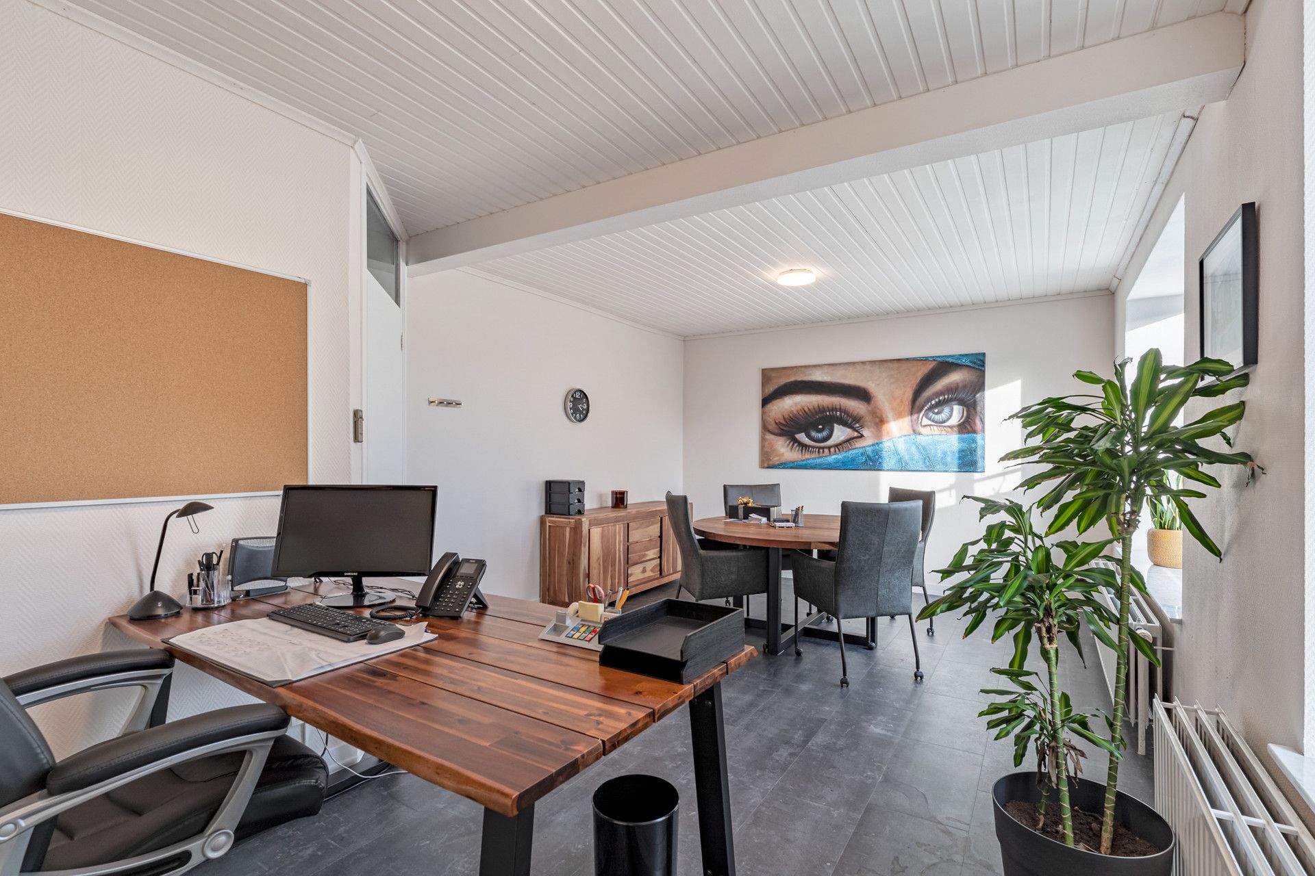 GEBOUW BESTAANDE UIT APP, 3 KANTOORVLOEREN & WERKPLAATS TE BILZEN. foto 27