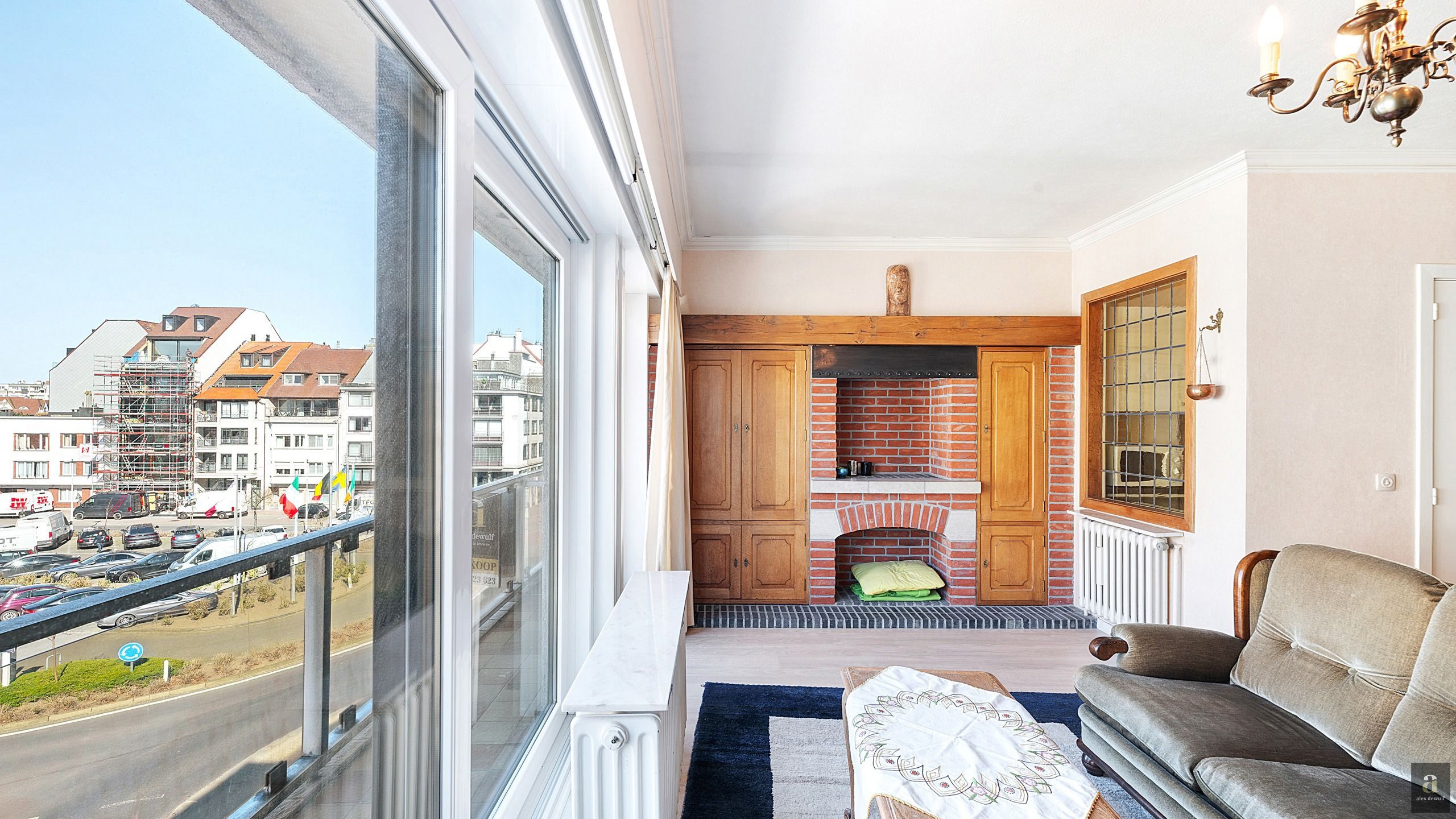 Breed appartement met 2 grote kamers (85 m²) met open zicht foto 6