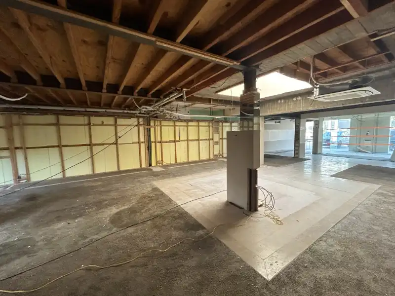 Casco handelsruimte van 398 m² op toplocatie in Merelbeke foto 14