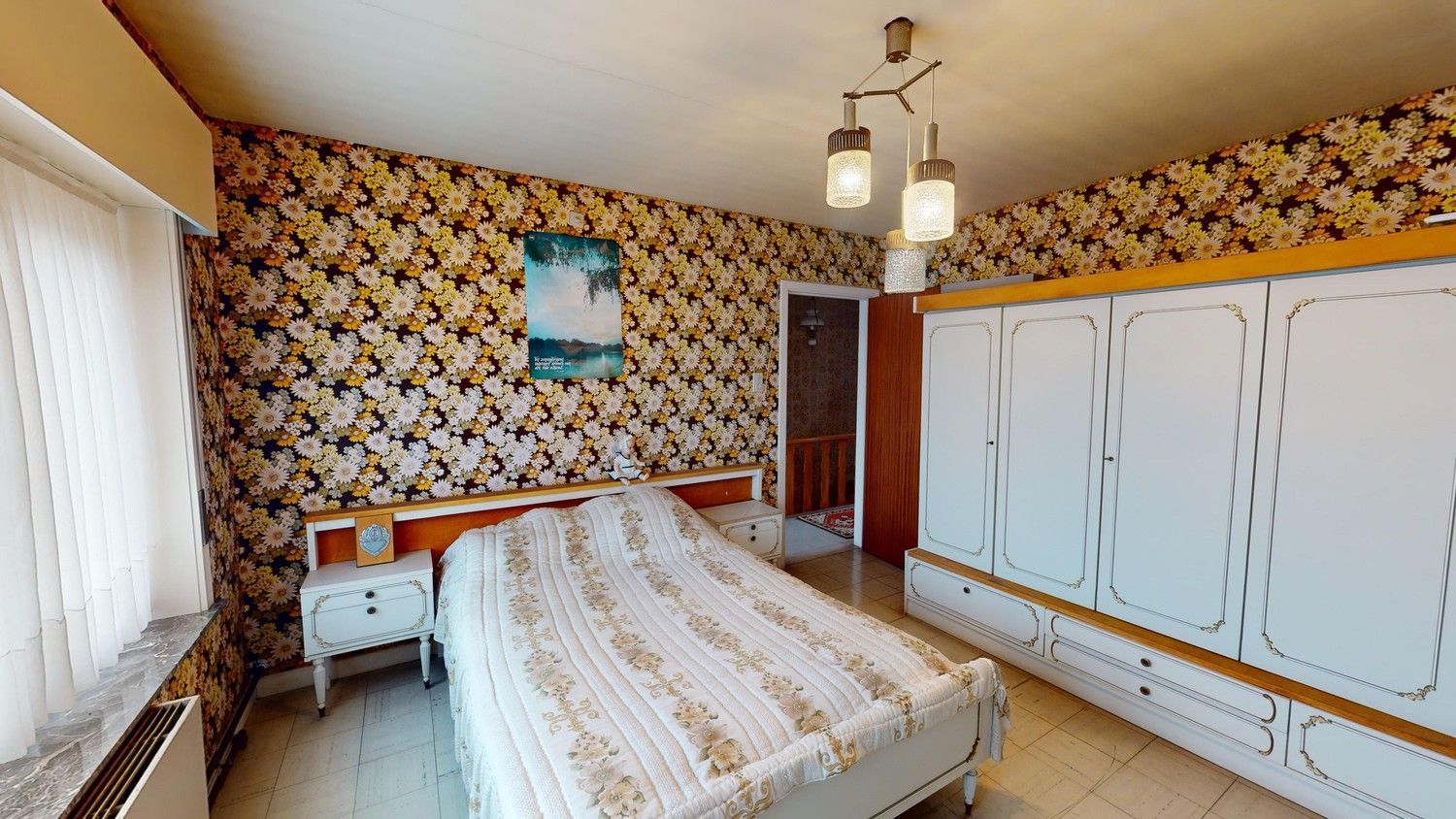 Mooi gelegen te renoveren woning. foto 9