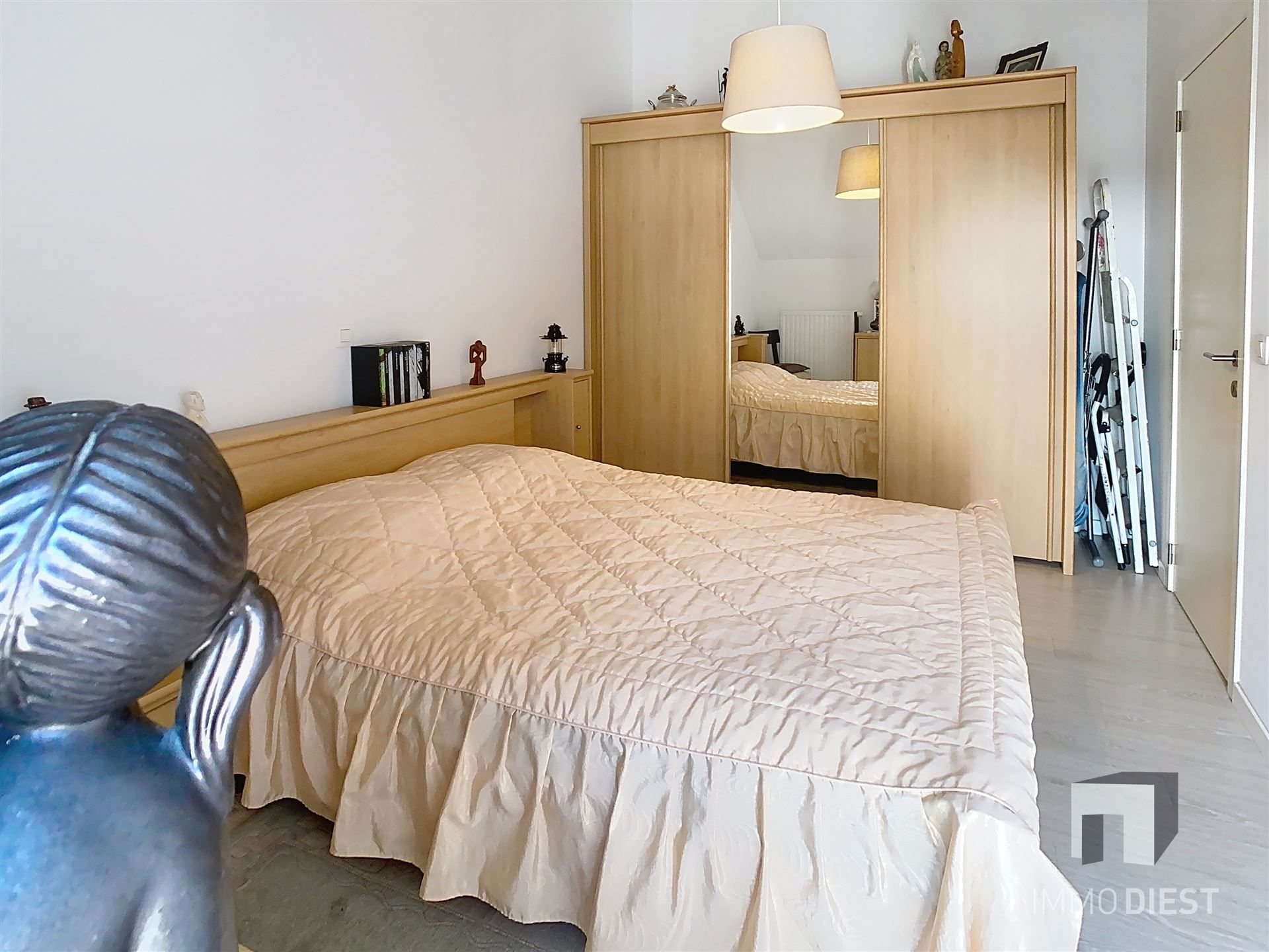 Trendy ruim, zonnig appartement op Ezeldijk  foto 22