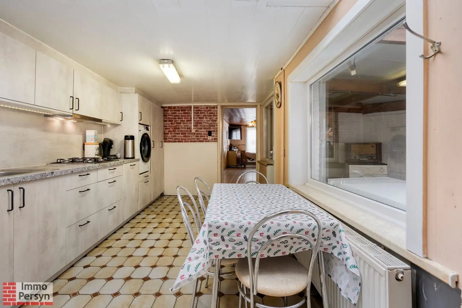 Charmante te moderniseren woning met nieuwe keuken op toplocatie in Scherpenheuvel-Zichem foto 10