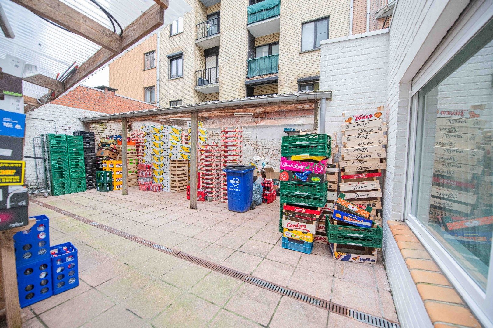 Winkelruimte + woonst op toplocatie foto 7