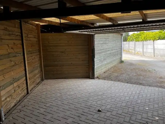 Grote garagebox in het centrum van Haacht foto 3