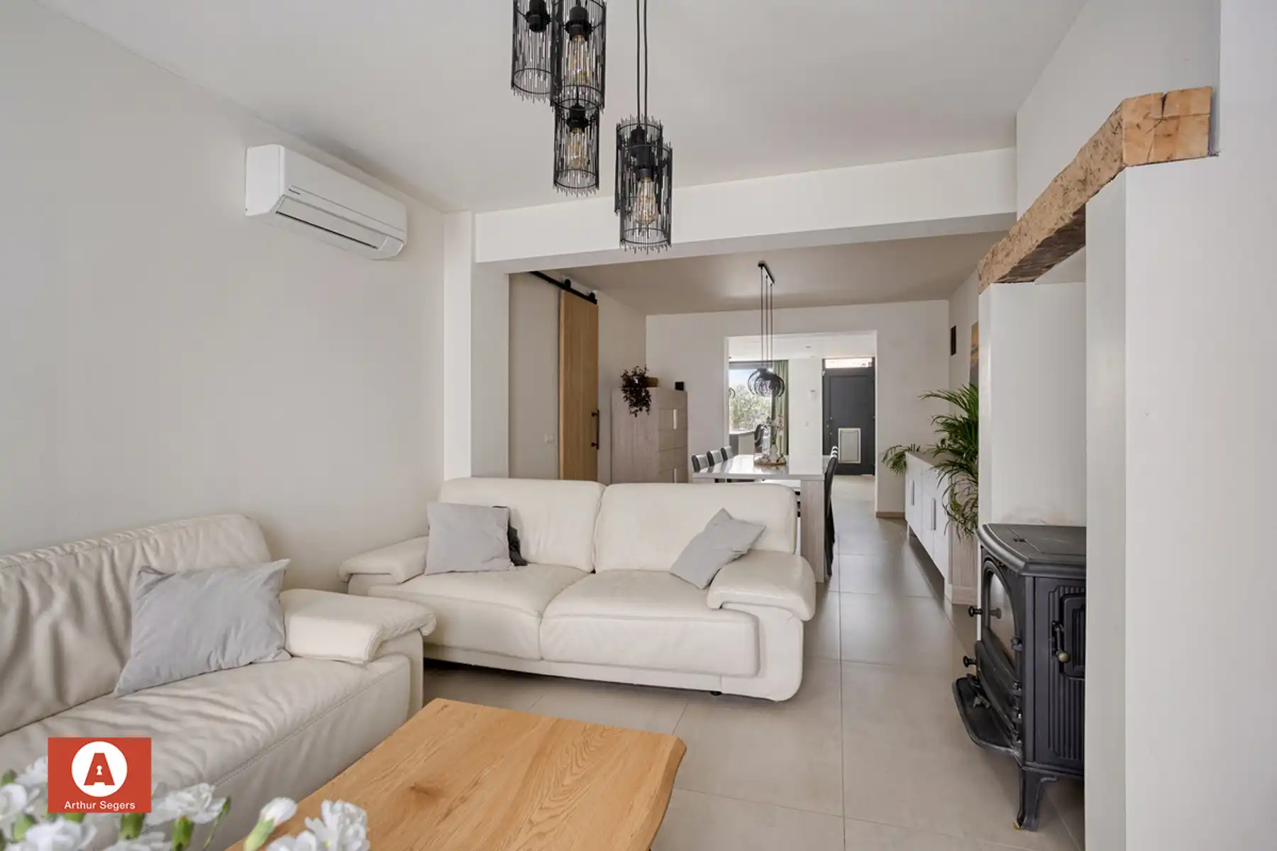 Energiezuinige gezinswoning mét atelier (40 m²) in Peizegem. foto 5