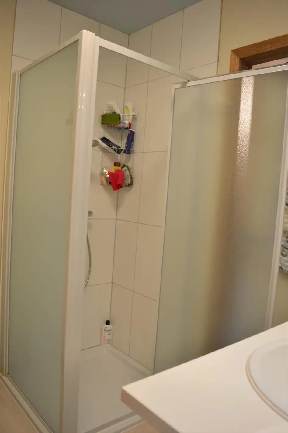 Verzorgd recent 2 slaapkamer appartement foto 8