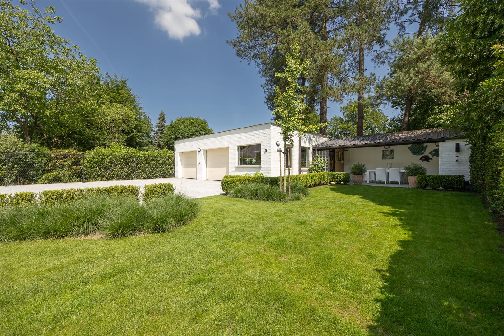 Een moderne villa met 4 ruime SLKS  nabij het centrum van Heide- Kalmthout. foto 4