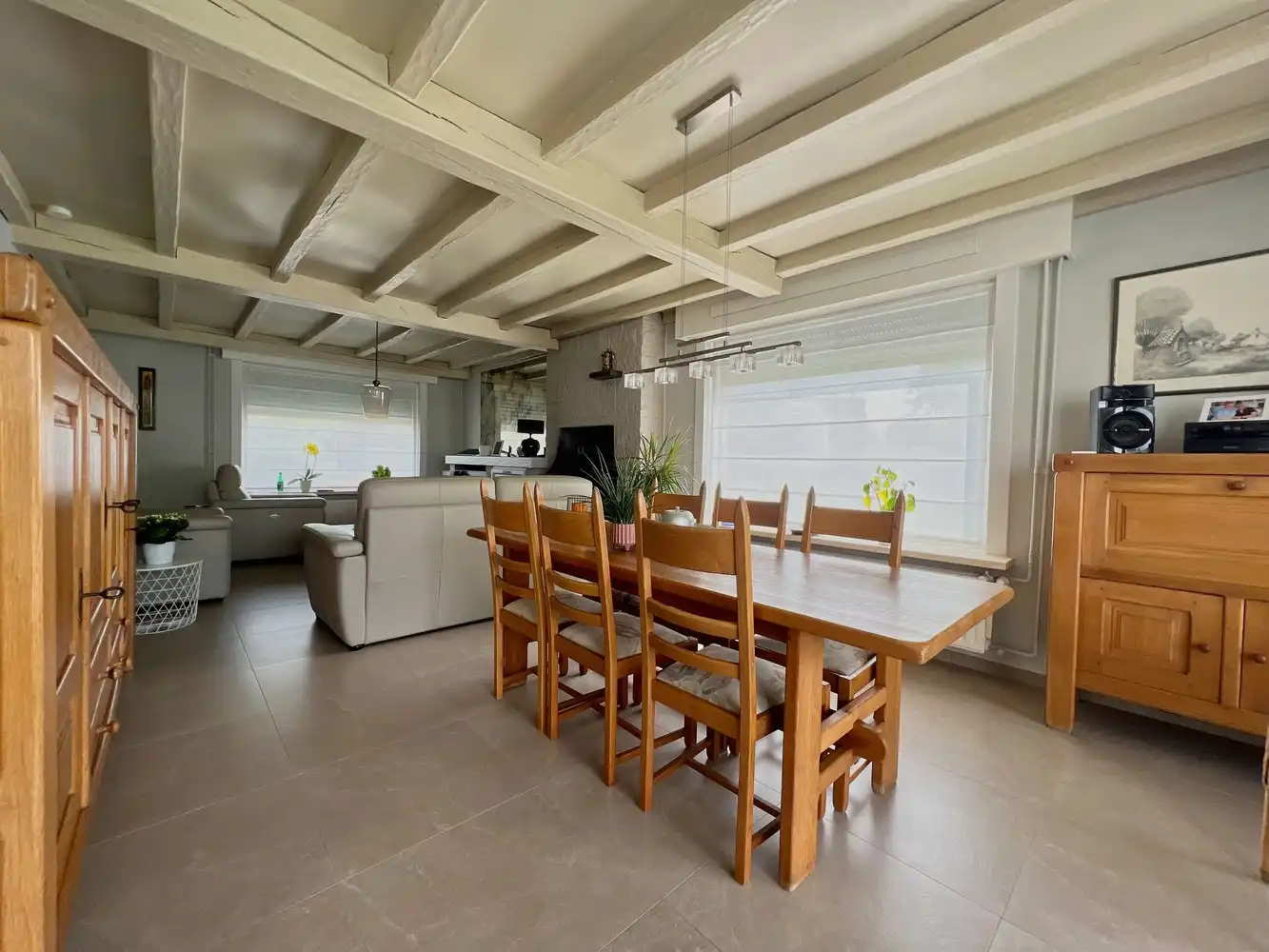 Prachtige, lichtrijke woning met zonnige tuin + garage! foto 4