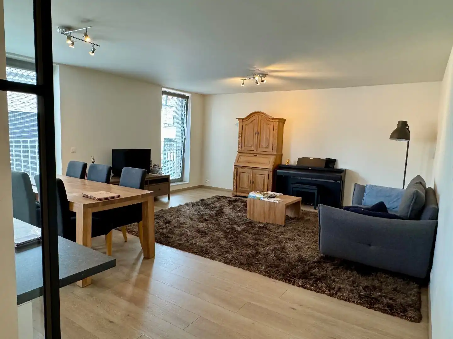 Recent en kwaliteitsvol appartement 2 slpk met terras en ondergrondse autostaanplaats - onder de kerktoren van Meise foto 4