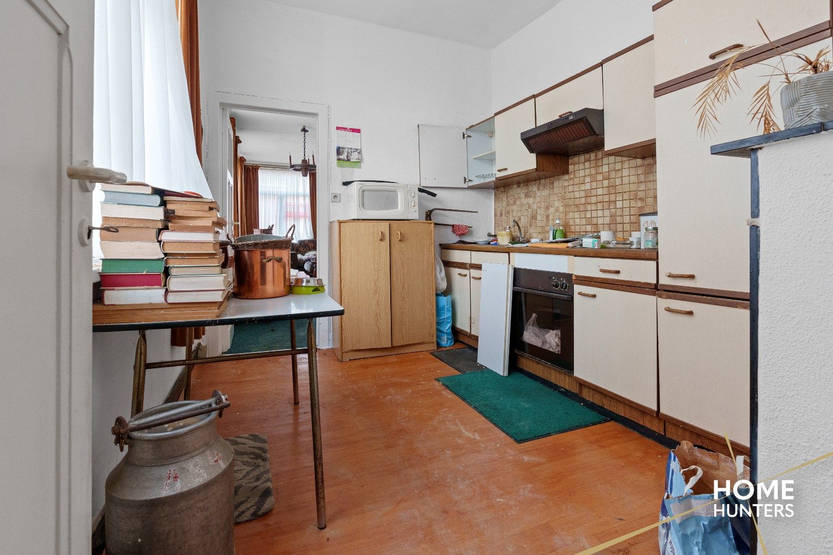 Te renoveren woning in het historische stadscentrum van Ieper foto 9
