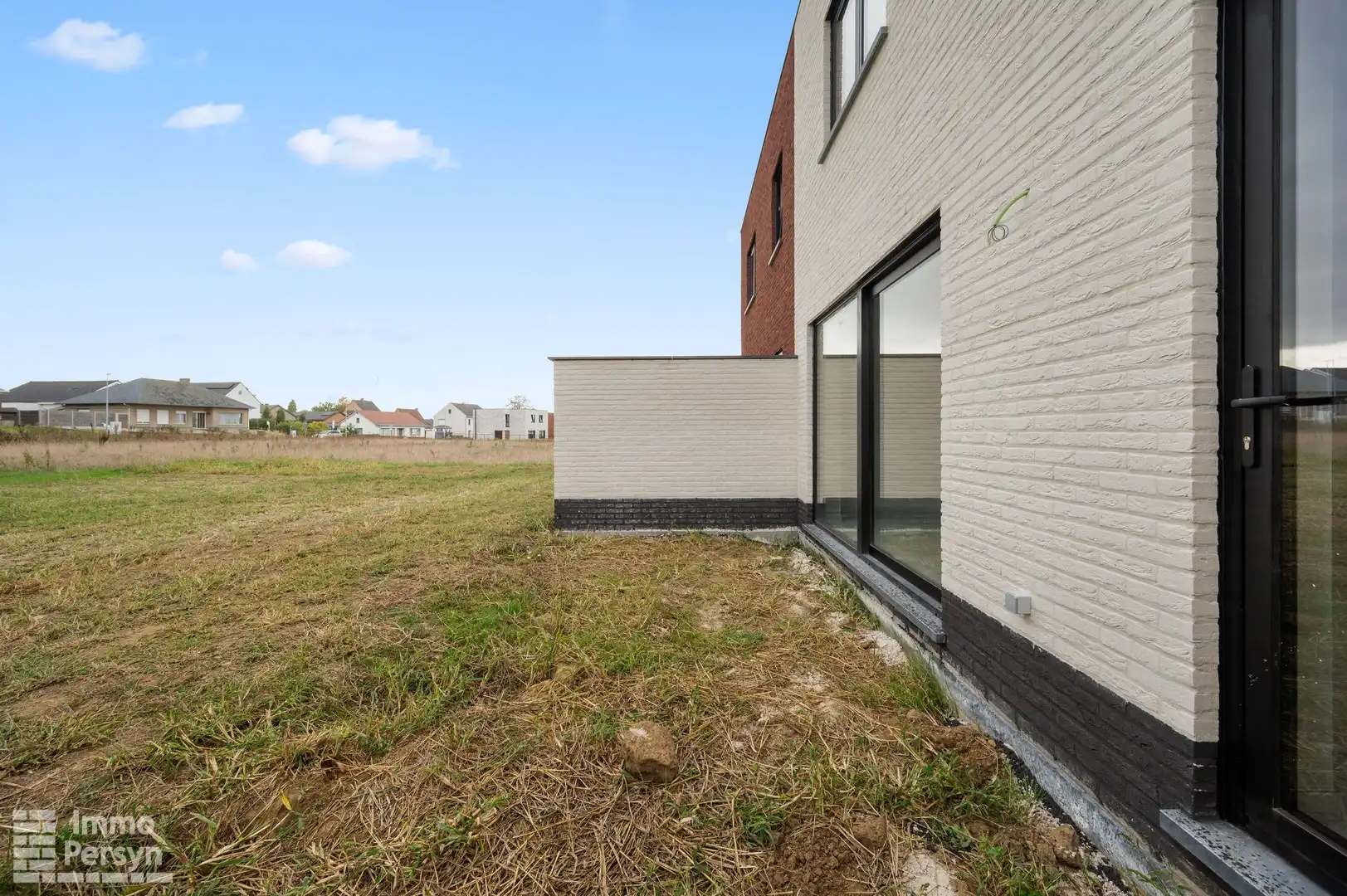 Moderne, energiezuinige gesloten nieuwbouwwoning foto 16