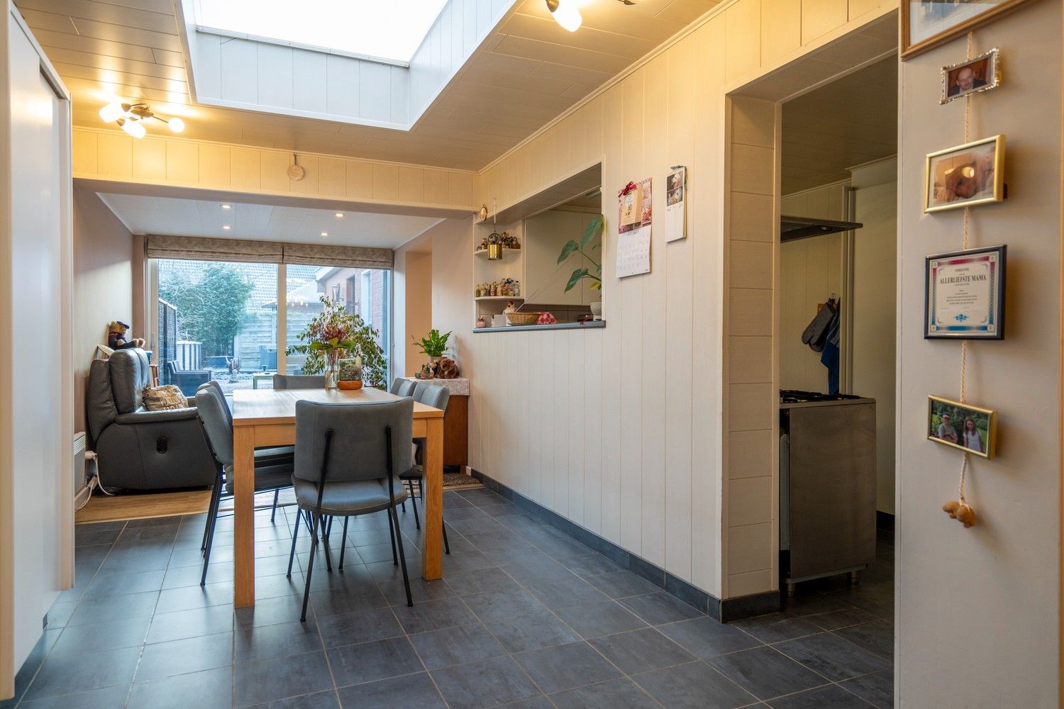 THUIS IN DE KASTEELSTRAAT foto 7