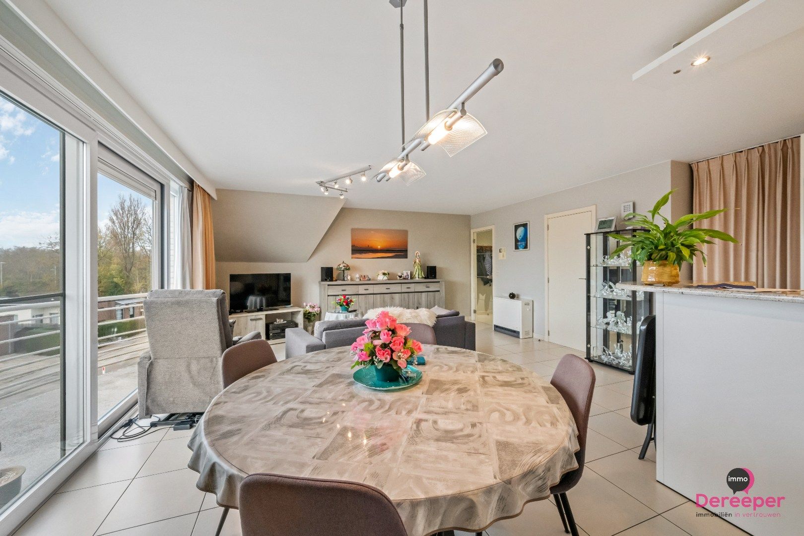 Charmante duplex met garage en autostaanplaats op wandelafstand van het strand  foto 2