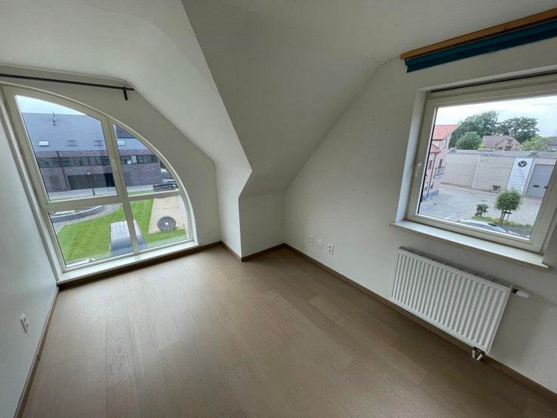 Recente duplex met 3 slaapkamers foto 9