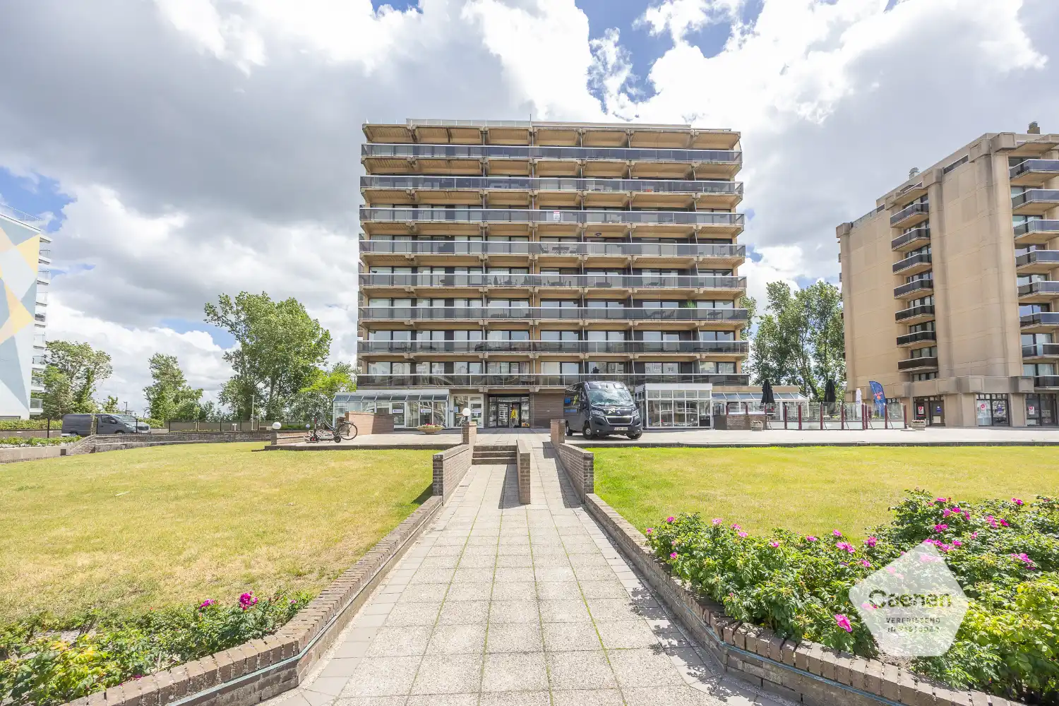 Instap klaar appartement met open zichten! foto 19