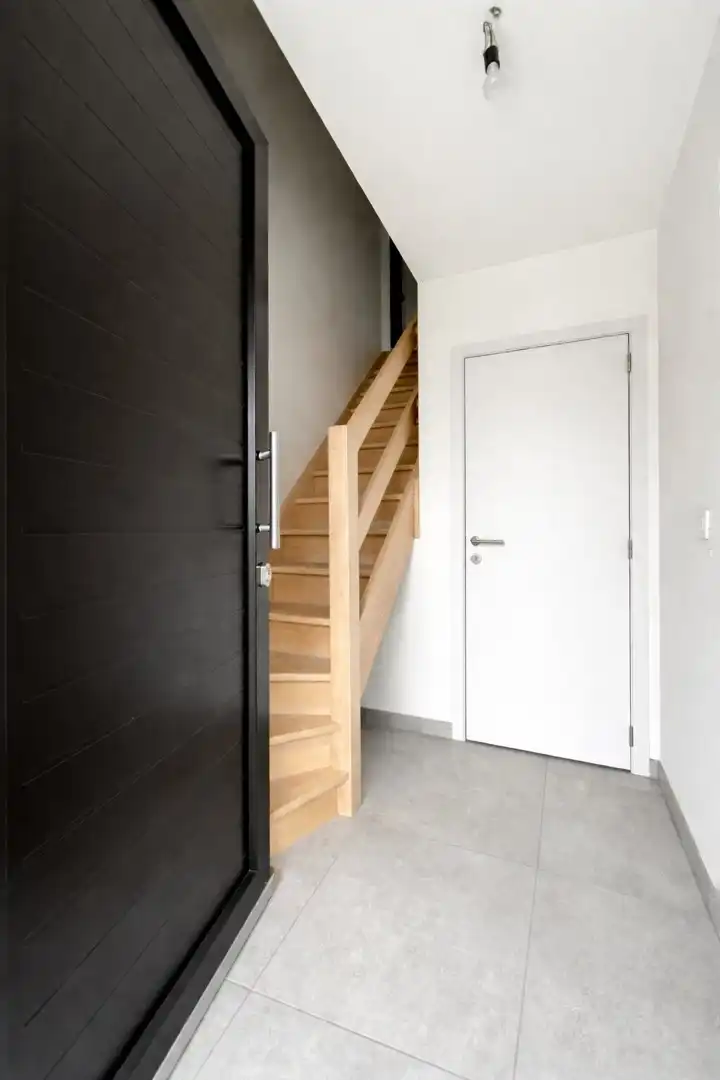 Moorslede – Rustig gelegen halfopen woning met tuin en 3 slaapkamers foto 2