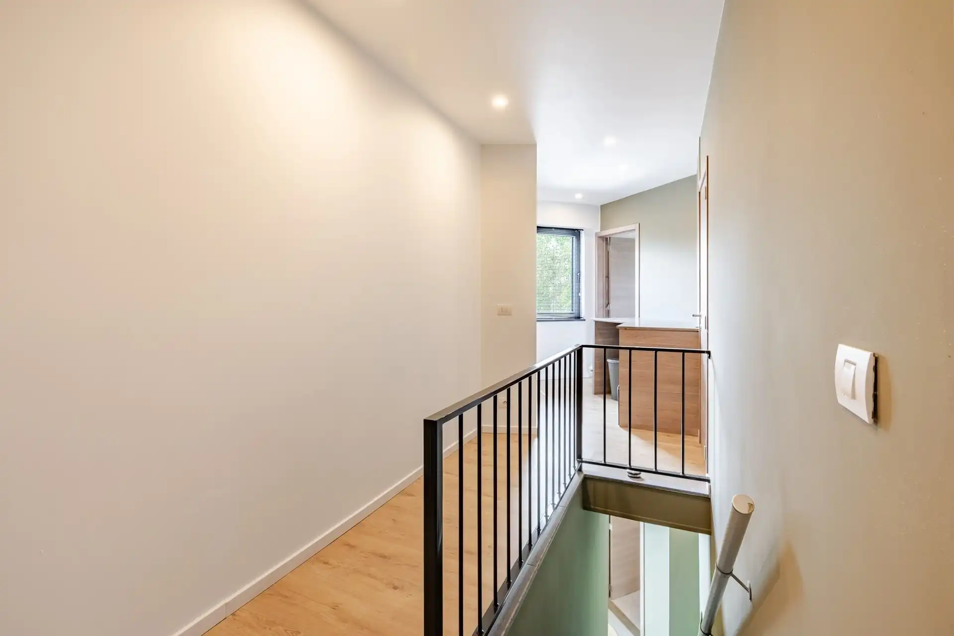 Instapklare woning met 3 ruime slaapkamers! foto 24