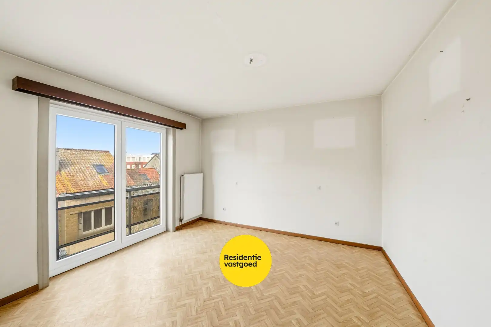 Op te frissen appartement met zicht op het Sint-Catharinaplein in Oostende foto 8