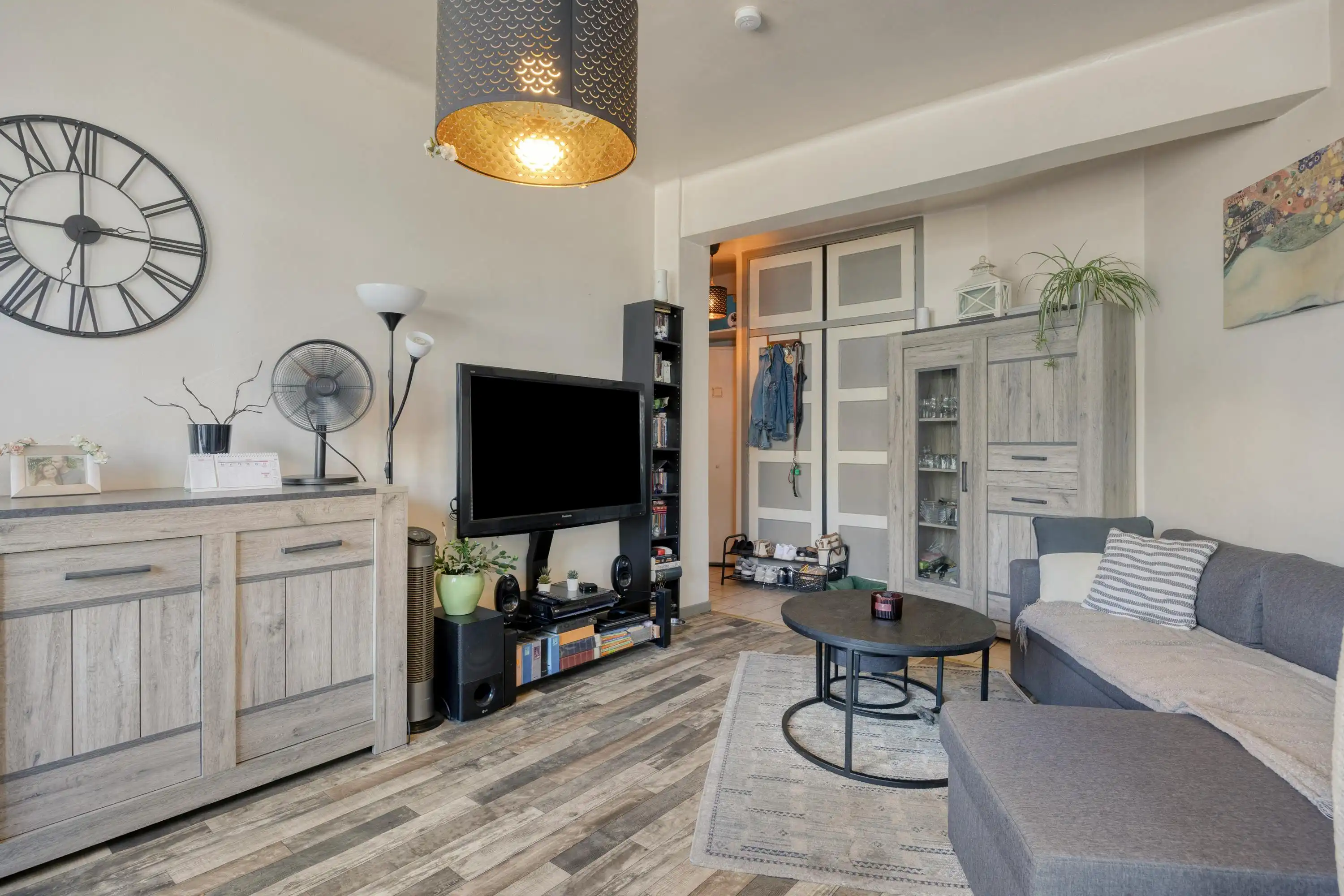 Instapklaar eenslaapkamer appartement te koop in Antwerpen foto 4