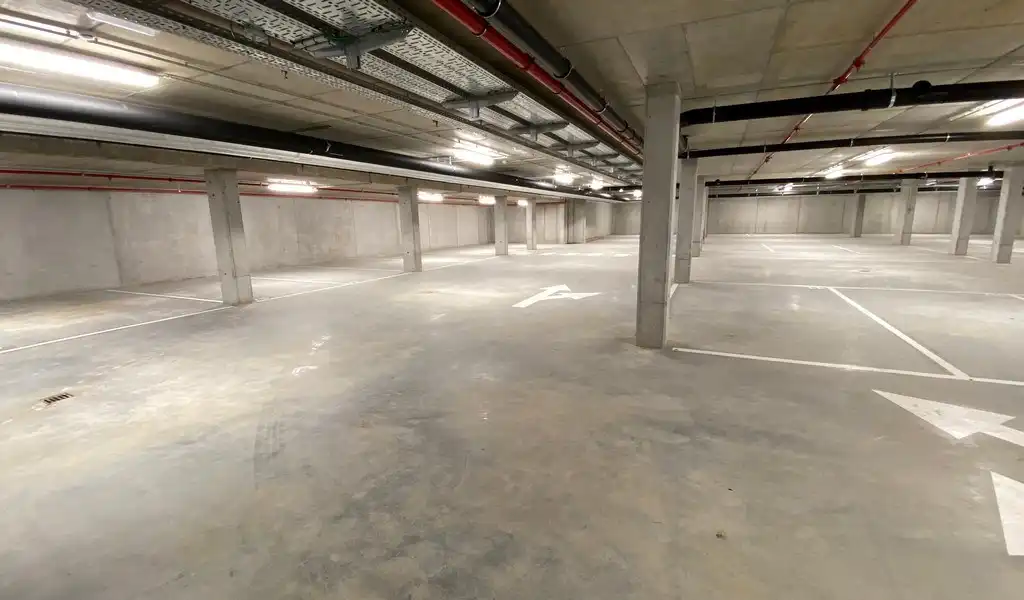 Nieuwbouw kantoren te huur aan The Loop in Gent foto 11