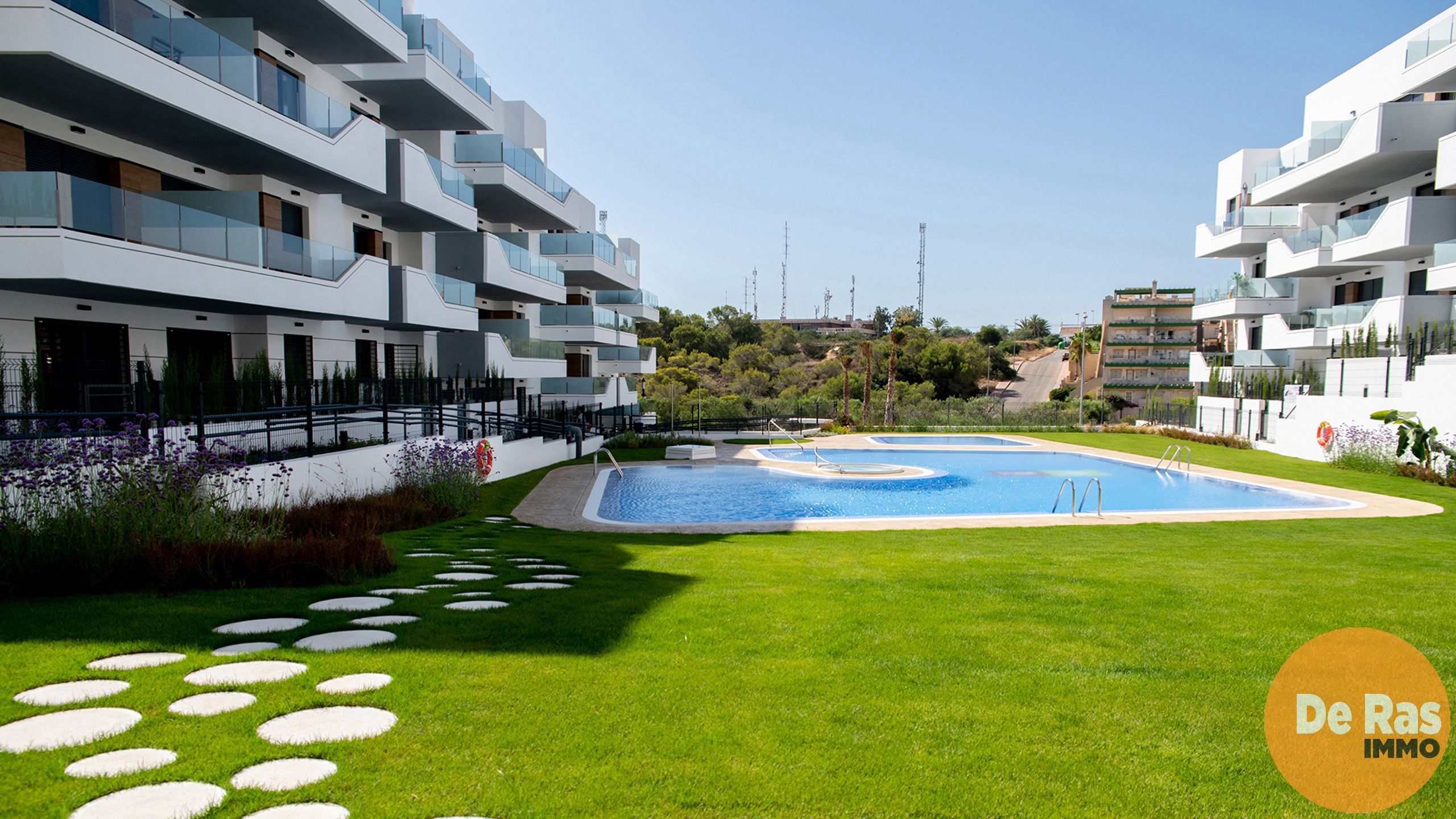 SPANJE - Alicante, appartement met ondergrondse parking foto {{pictureIndex}}