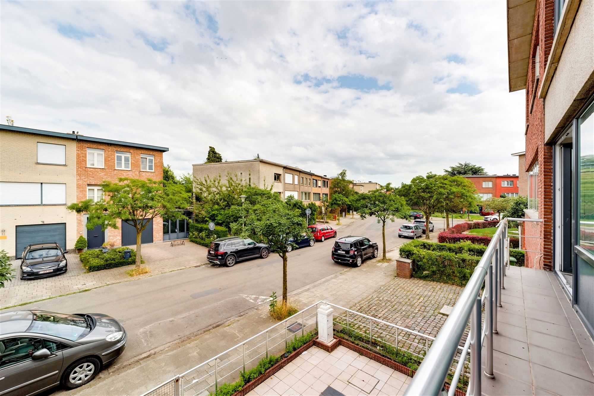 Huis te Hoboken met 4 slpk en 2 garages foto 15