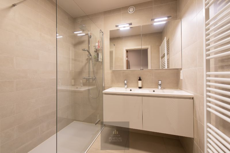 Instapklaar hoekappartement met zicht op de jachthaven en het maritiem park. foto 25