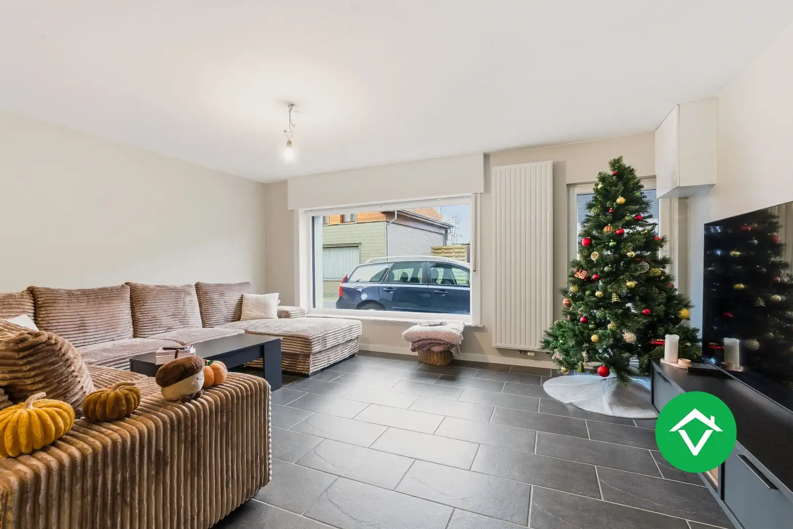 Instapklare gezinswoning met 3 slaapkamers en open veldzicht in Koekelare foto 7