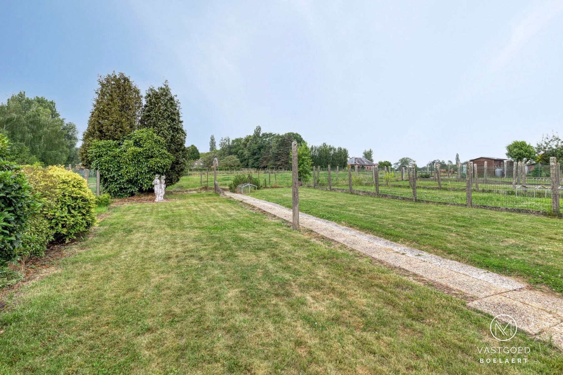Huis met 3 slaapkamers, garage en tuin te koop in Nieuwerkerken foto 23