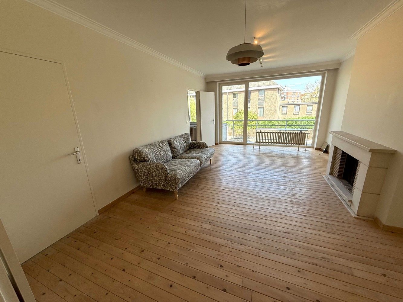 Licht en ruim 2-slaapkamerappartement met terras in hartje Leuven foto 2