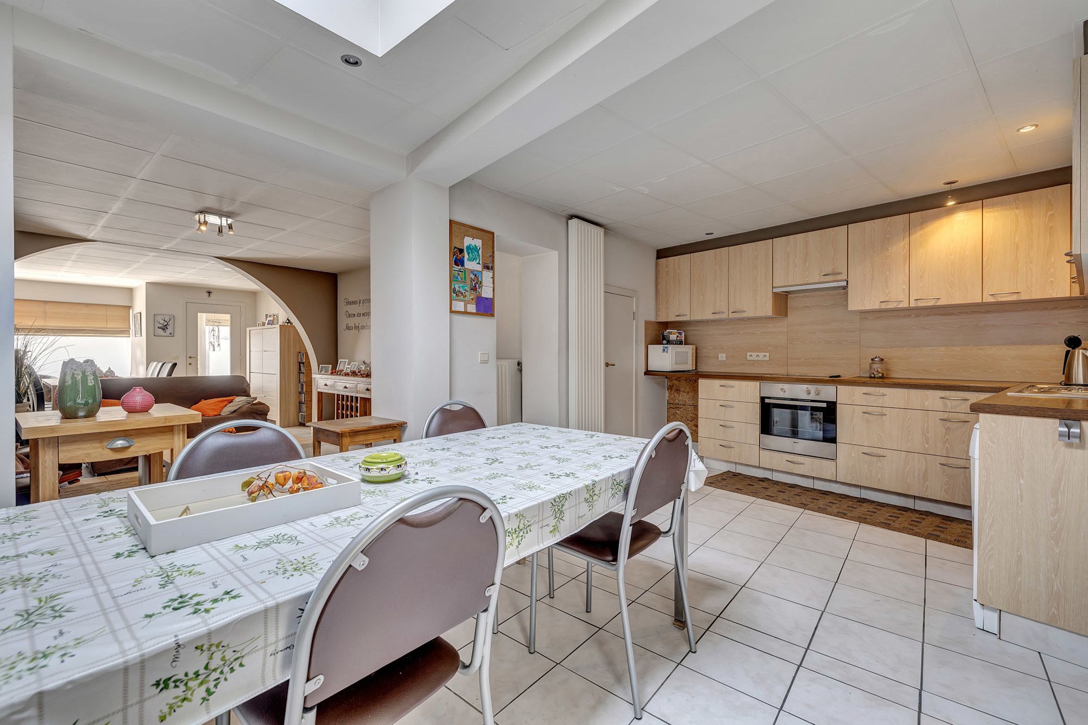 Te renoveren woning met atelier en tuin  foto 7
