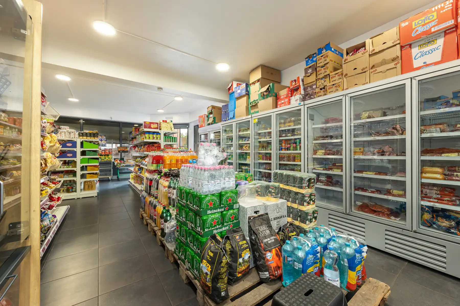 Gerenoveerd handelspand (110m²) met kelderverdieping (ca60m²) foto 5