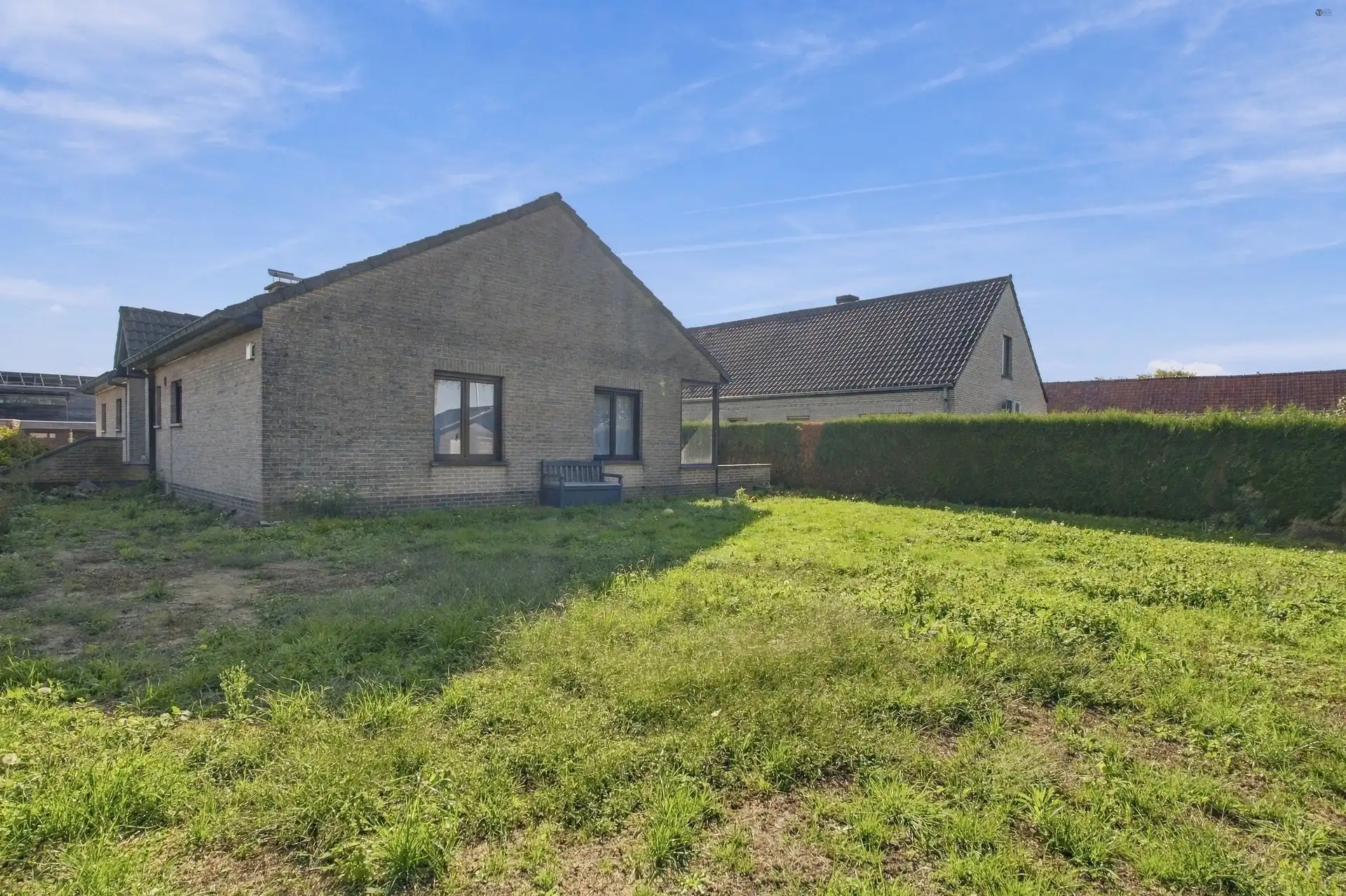 Charmante bungalow met ruime tuin foto 23