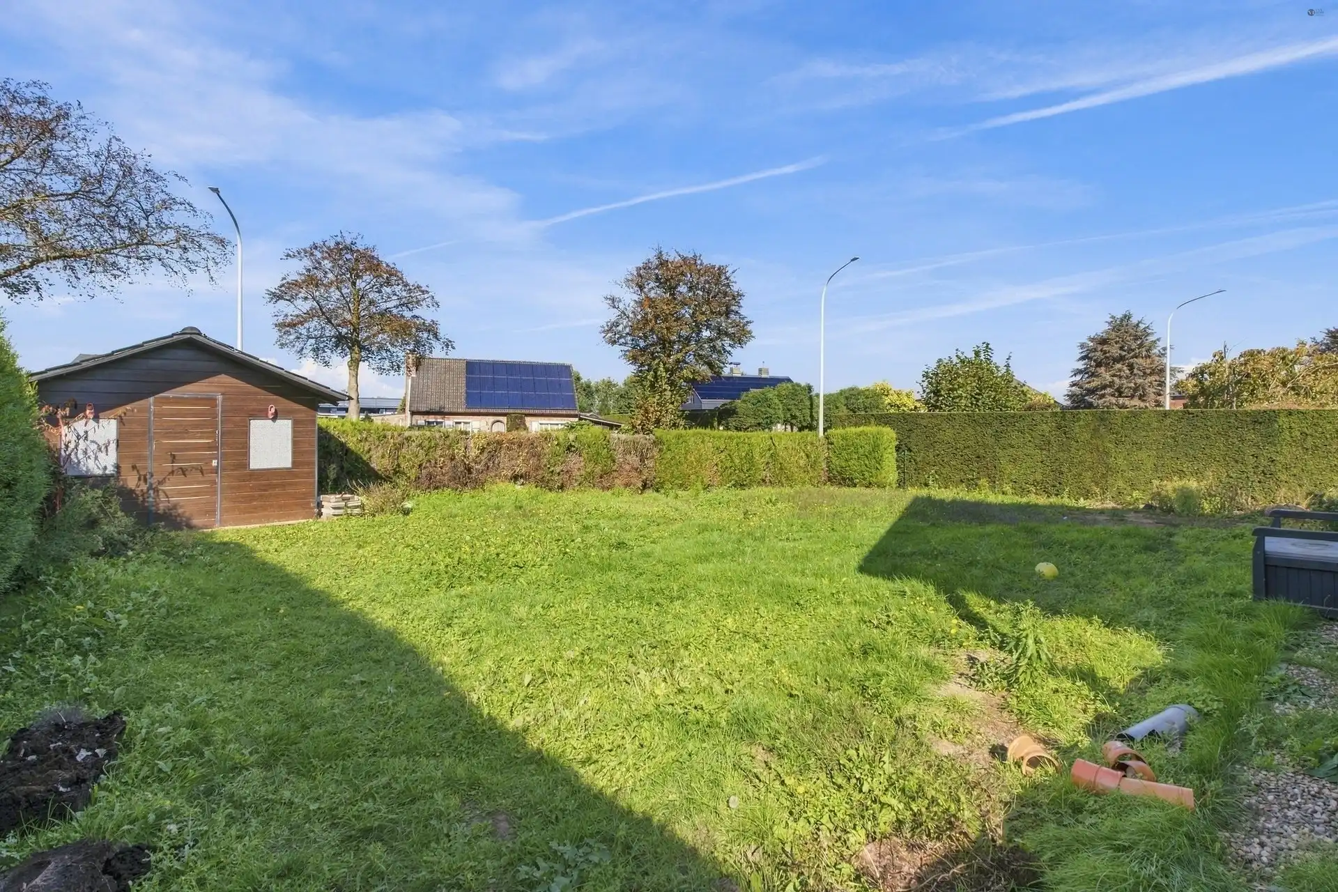 Charmante bungalow met ruime tuin foto 23