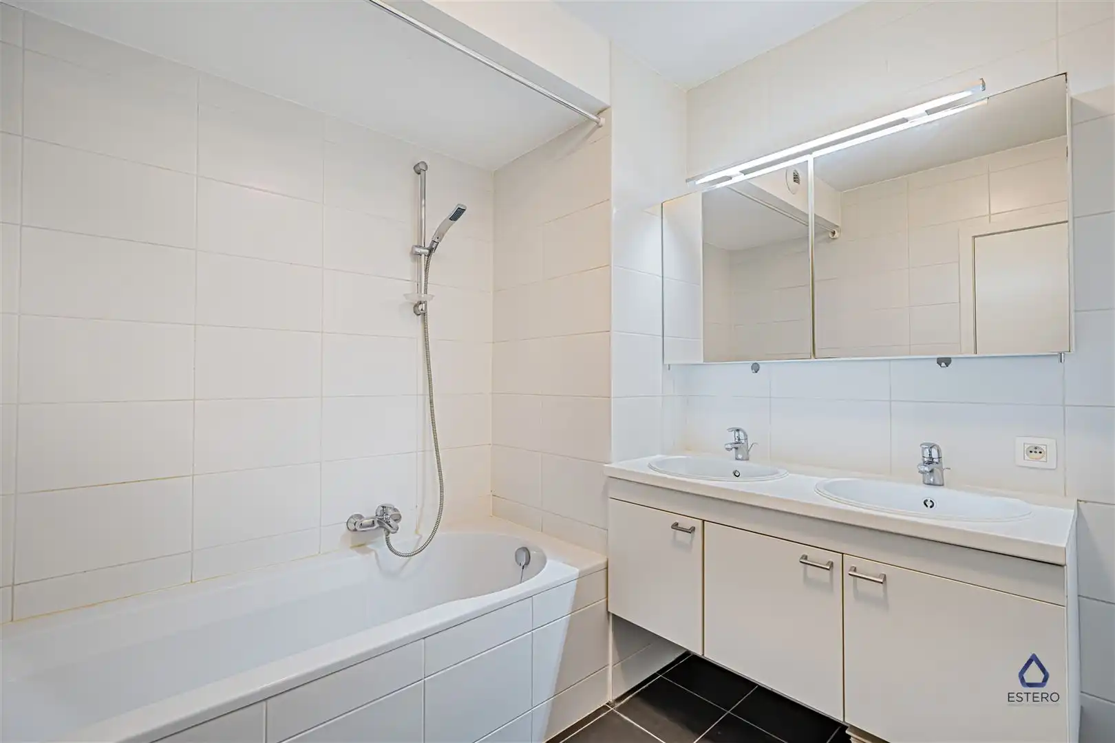 Appartement 89 m² met terras – Marcel Thiry foto 6