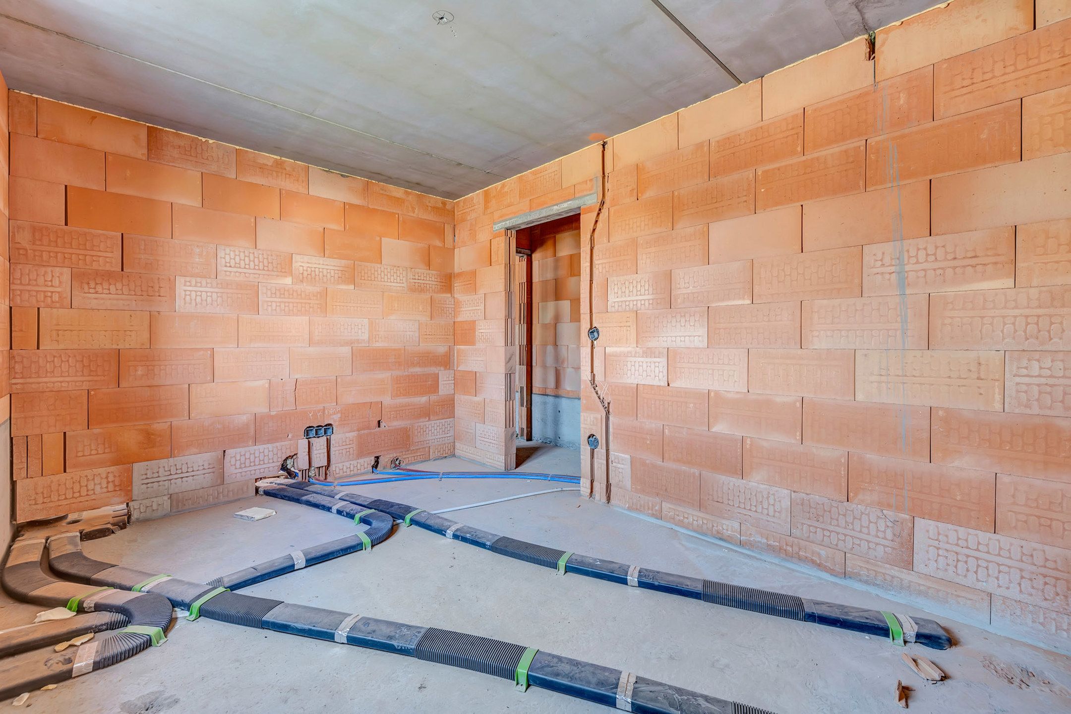 Ruime, volledig afgewerkte nieuwbouwwoning te Denderhoutem foto 15
