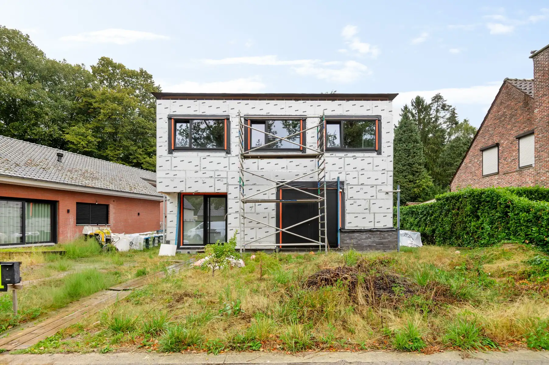 Energiezuinige woning met veel potentieel foto 3