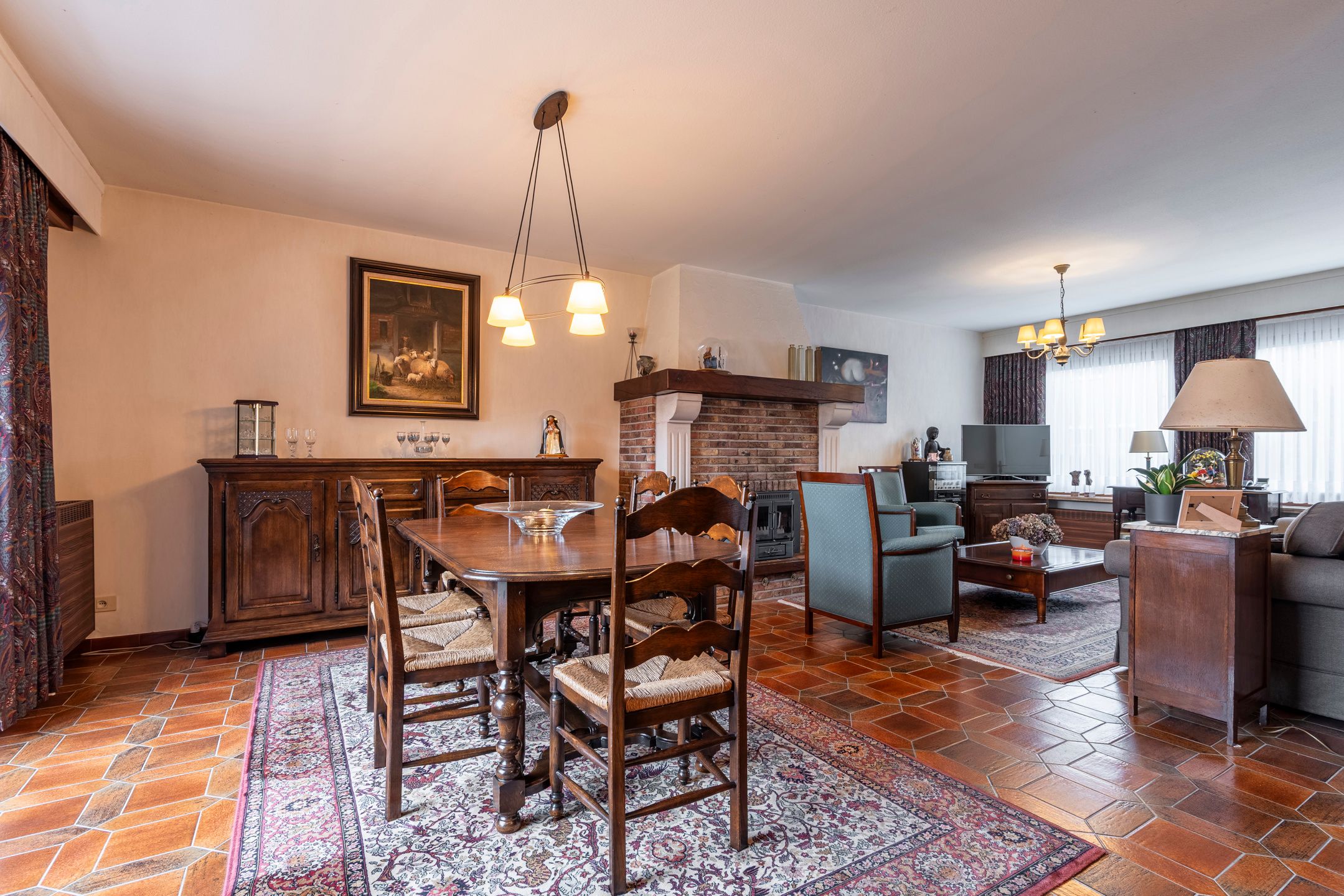 Charmante stadswoning nabij jachthaven met 3 slks en garage foto 8