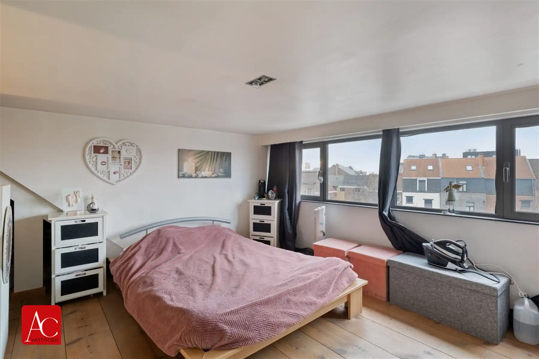 Appartementsgebouw bestaande uit 3 eenheden foto 13